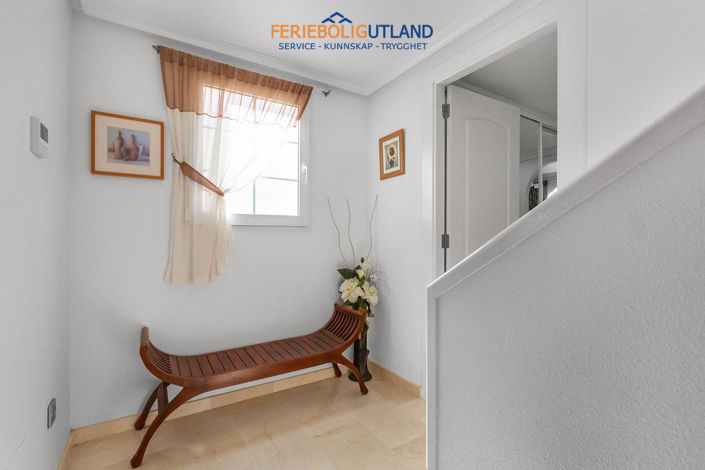 Image No.10-2 Bed Villa for sale