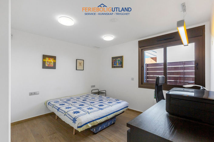 Image No.15-3 Bed Villa for sale