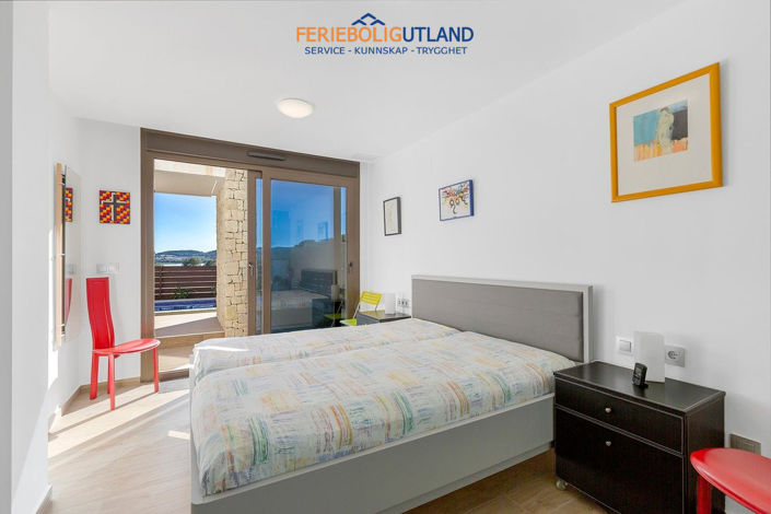 Image No.18-3 Bed Villa for sale