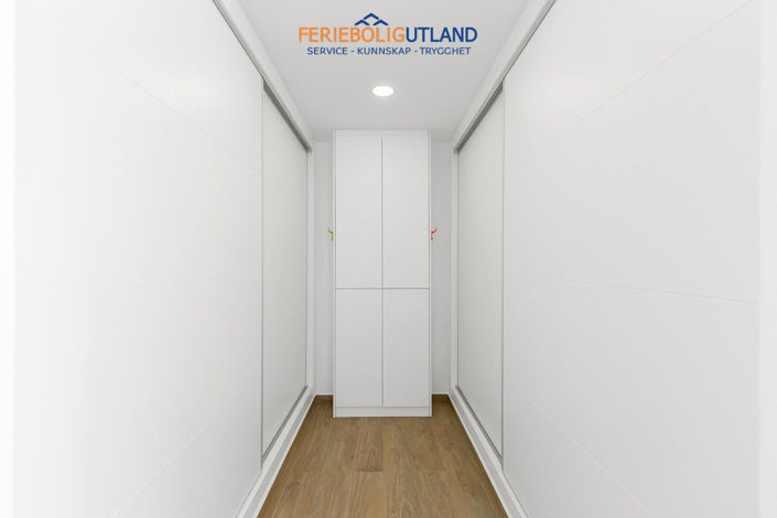 Image No.22-3 Bed Villa for sale