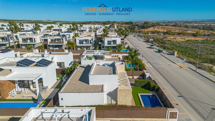 Image No.35-3 Bed Villa for sale