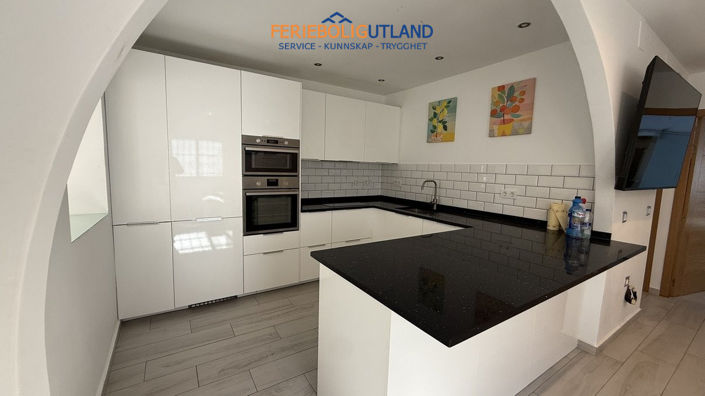 Image No.18-2 Bed Villa for sale