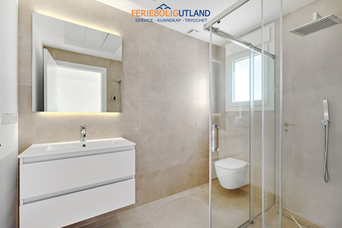 Image No.17-3 Bed Villa for sale