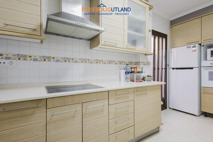 Image No.12-2 Bed Townhouse for sale