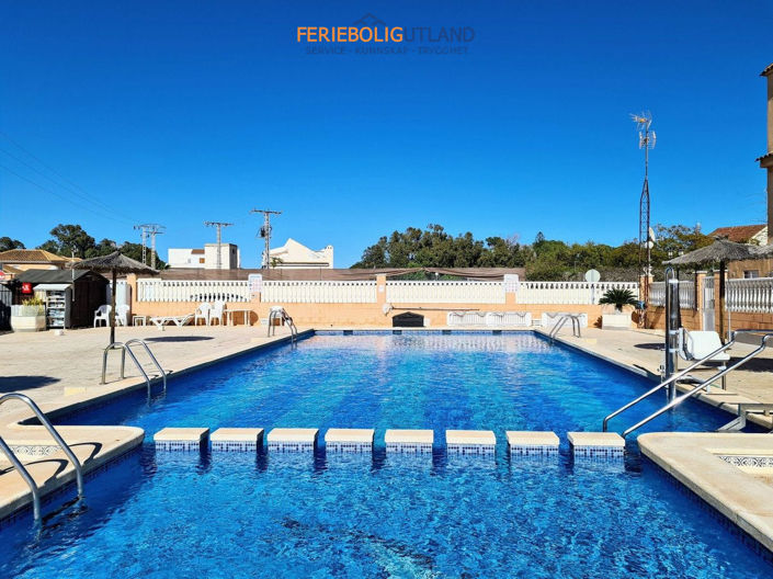 Image No.20-2 Bed Apartment for sale