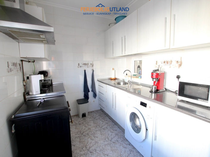 Image No.14-2 Bed Townhouse for sale