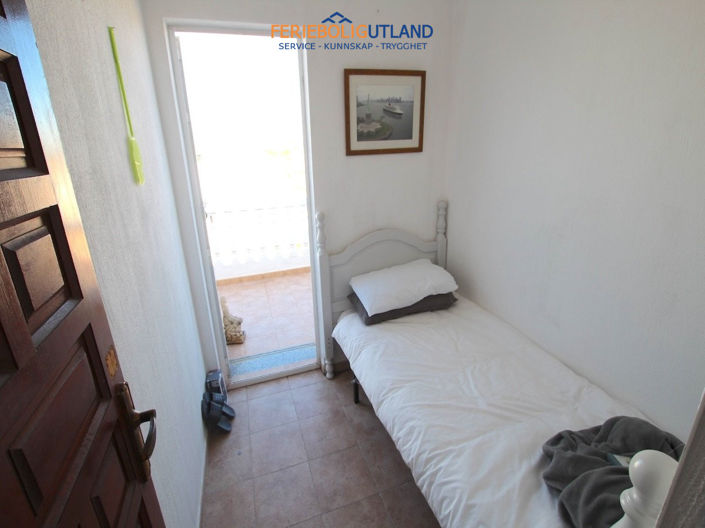 Image No.23-2 Bed Townhouse for sale