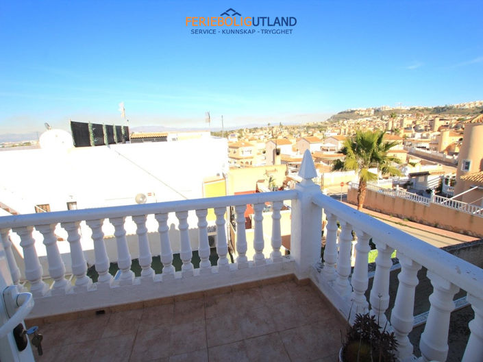 Image No.24-2 Bed Townhouse for sale