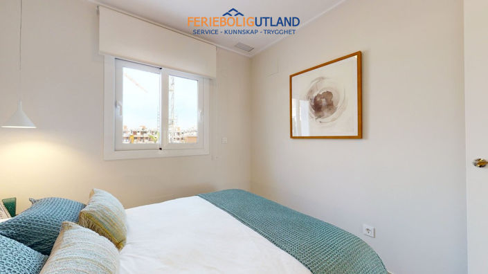 Image No.16-3 Bed Townhouse for sale