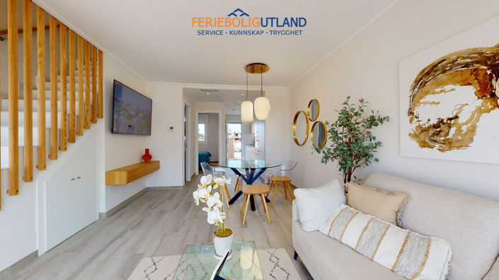 Image No.4-3 Bed Townhouse for sale