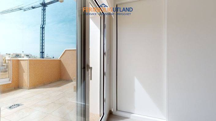 Image No.47-3 Bed Townhouse for sale