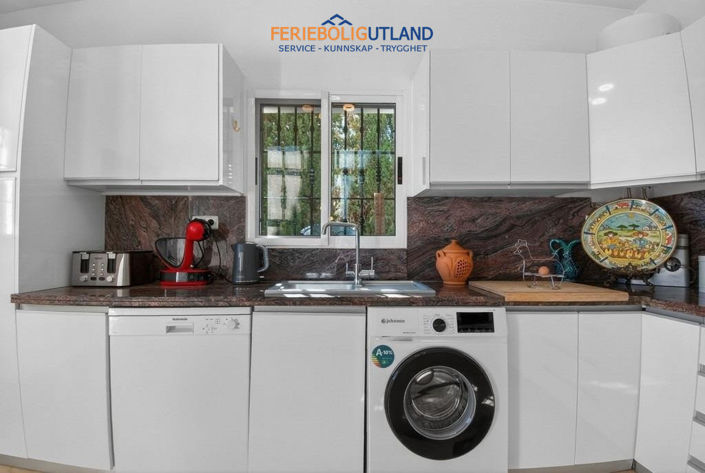 Image No.12-4 Bed Villa for sale