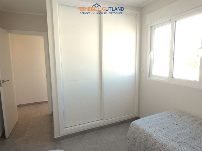 Image No.22-3 Bed Apartment for sale