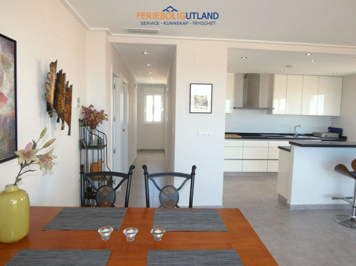 Image No.8-3 Bed Apartment for sale