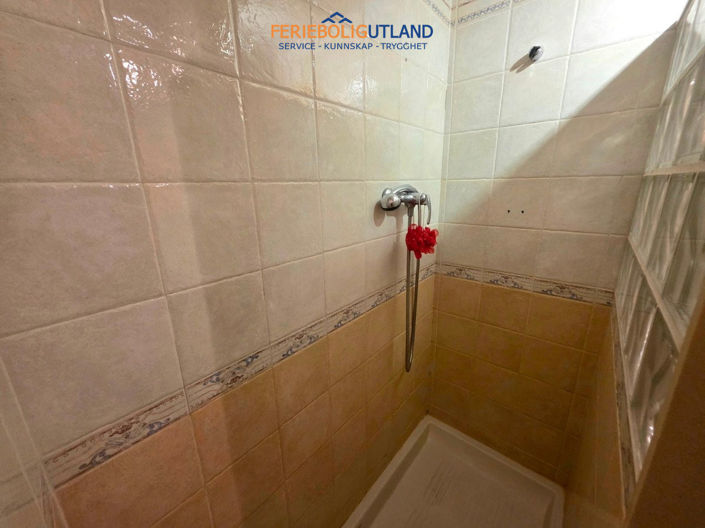 Image No.19-4 Bed Townhouse for sale