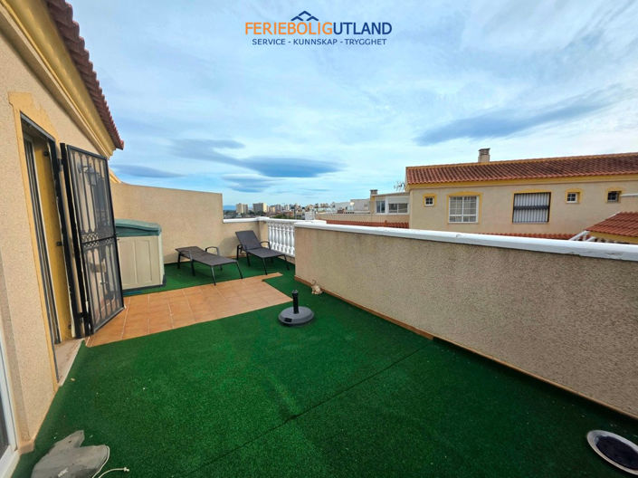 Image No.22-4 Bed Townhouse for sale