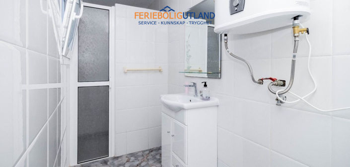 Image No.11-3 Bed Townhouse for sale