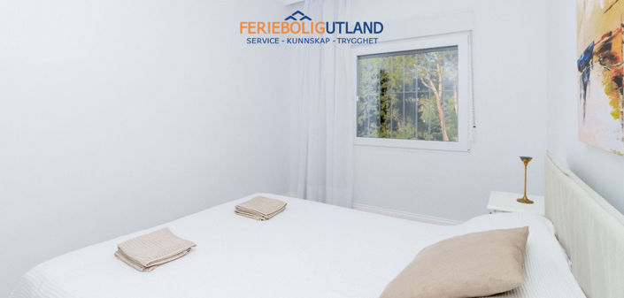 Image No.21-3 Bed Townhouse for sale