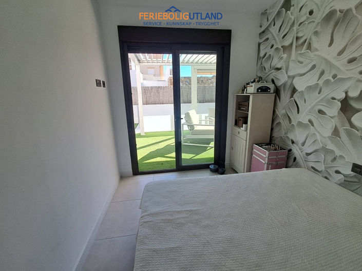 Image No.8-3 Bed Villa for sale