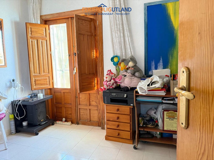 Image No.17-1 Bed Villa for sale