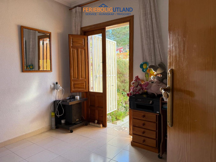 Image No.21-1 Bed Villa for sale