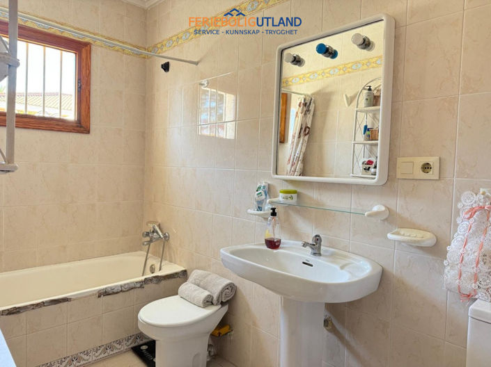 Image No.33-1 Bed Villa for sale