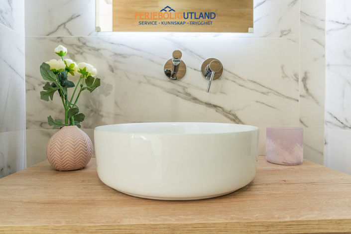 Image No.34-2 Bed Apartment for sale