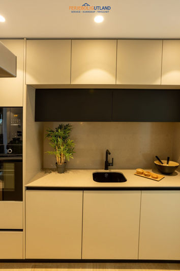 Image No.5-2 Bed Apartment for sale