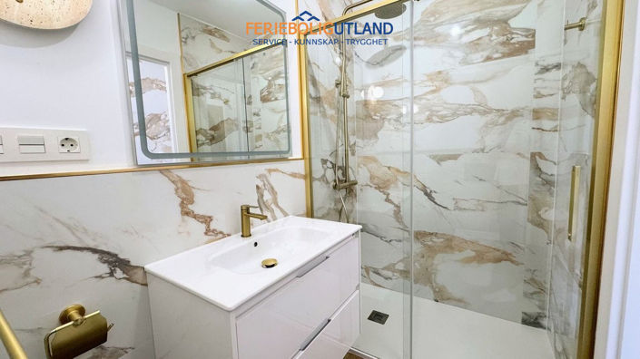 Image No.19-2 Bed Apartment for sale