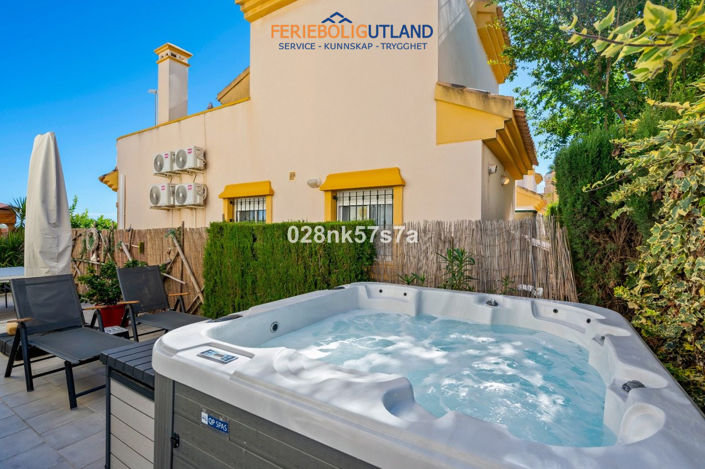 Image No.35-3 Bed Villa for sale