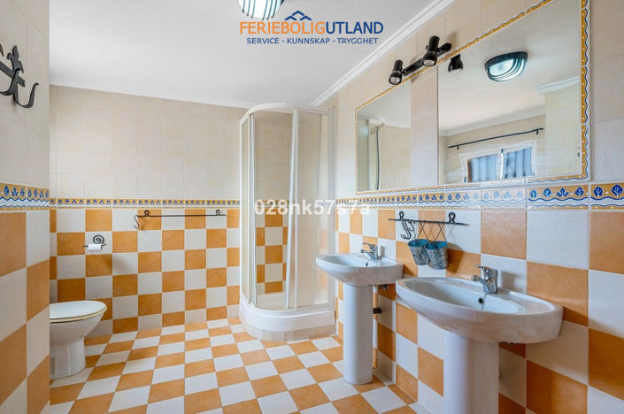 Image No.18-Villa de 4 chambres à vendre à La Florida