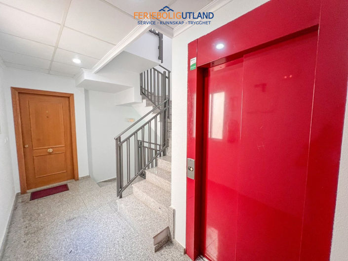 Image No.25-2 Bed Apartment for sale