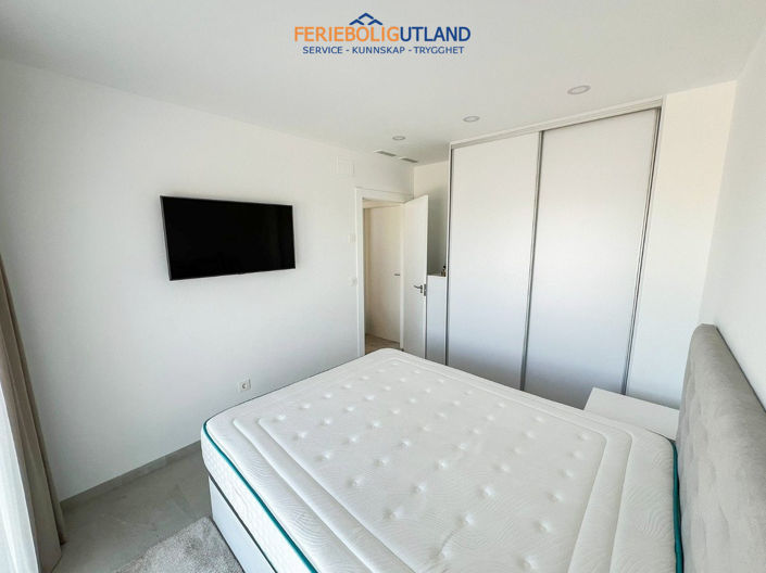 Image No.12-2 Bed Villa for sale