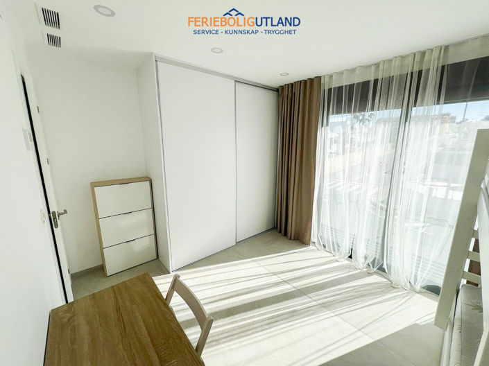 Image No.15-2 Bed Villa for sale