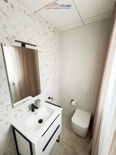 Image No.17-2 Bed Villa for sale