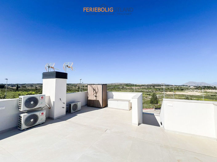 Image No.19-2 Bed Villa for sale