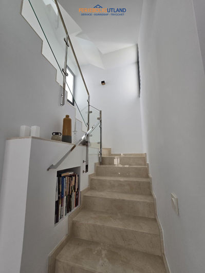 Image No.17-3 Bed Villa for sale