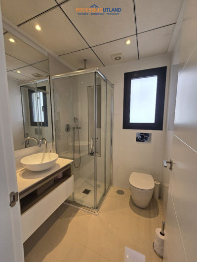 Image No.21-3 Bed Villa for sale