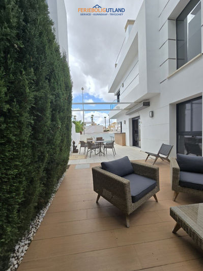 Image No.29-3 Bed Villa for sale