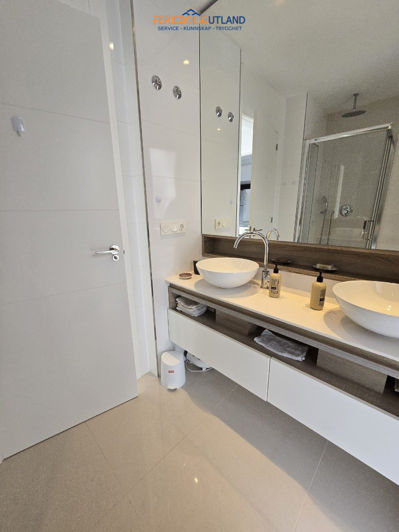 Image No.36-3 Bed Villa for sale