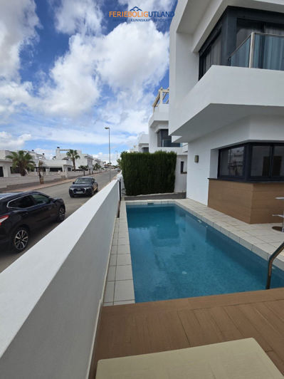 Image No.4-3 Bed Villa for sale