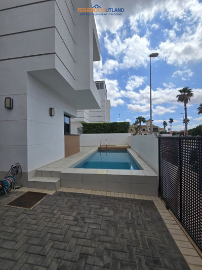 Image No.44-3 Bed Villa for sale