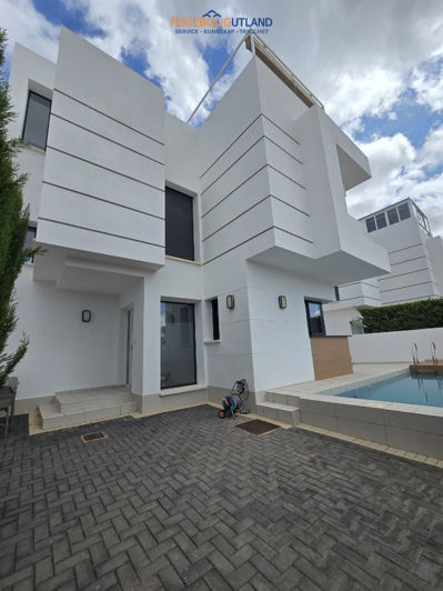 Image No.6-3 Bed Villa for sale