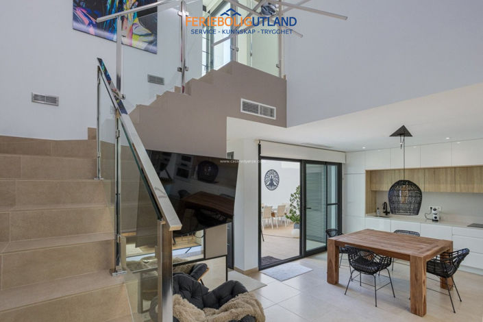 Image No.8-3 Bed Villa for sale