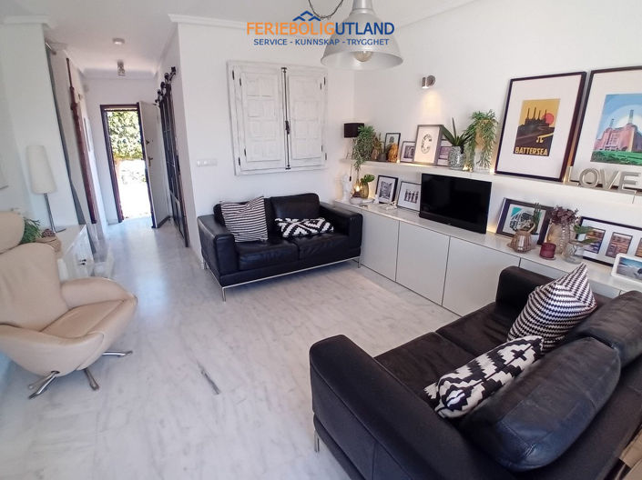 Image No.2-2 Bed Townhouse for sale