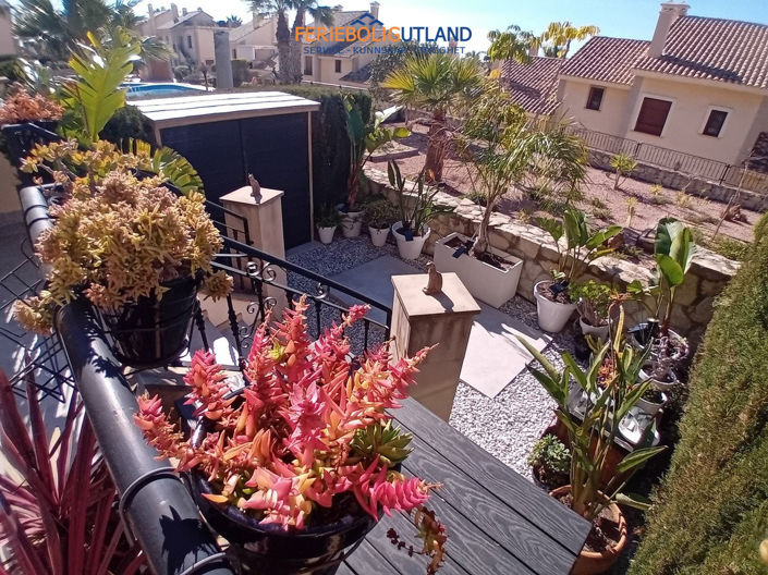 Image No.41-2 Bed Townhouse for sale