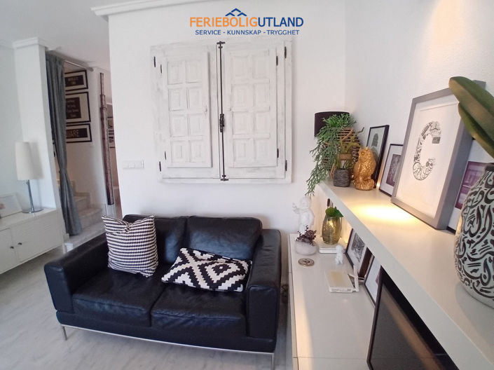 Image No.5-2 Bed Townhouse for sale