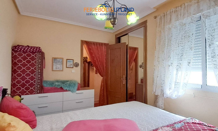 Image No.17-2 Bed Apartment for sale