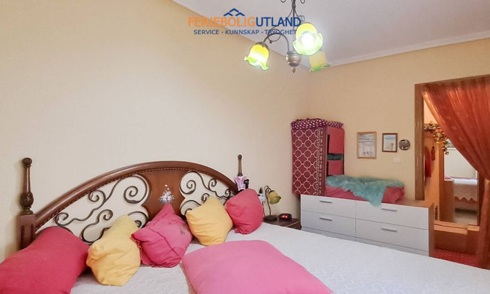 Image No.18-2 Bed Apartment for sale