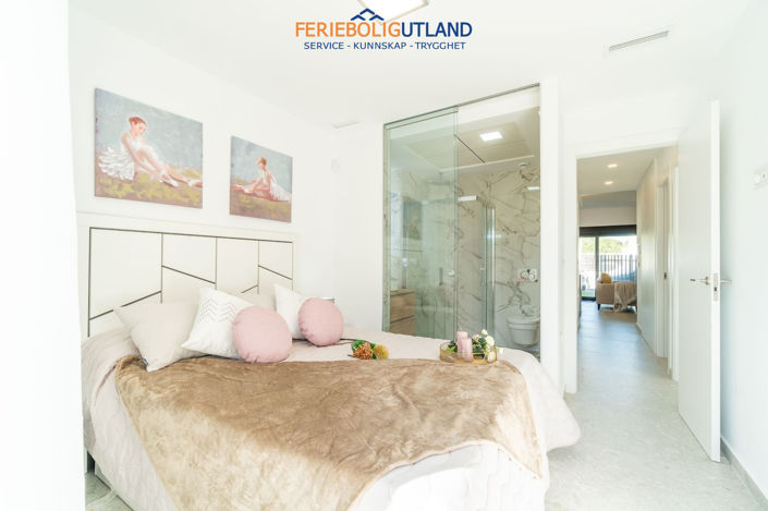 Image No.12-3 Bed Apartment for sale